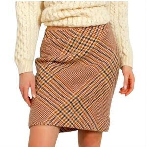 Authentic Tory Burch wool blend lined brown plaid skirt